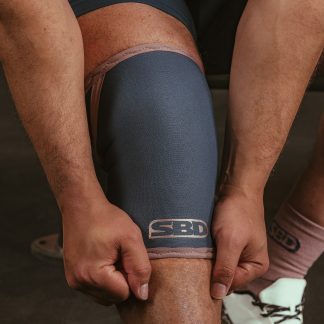 Knee-Sleeves-Men-03.jpg