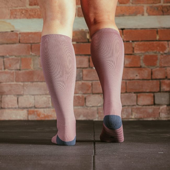 Deadlift-Socks-Women-03.jpg