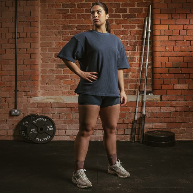 Oversized-T-Shirt-Women-01.jpg